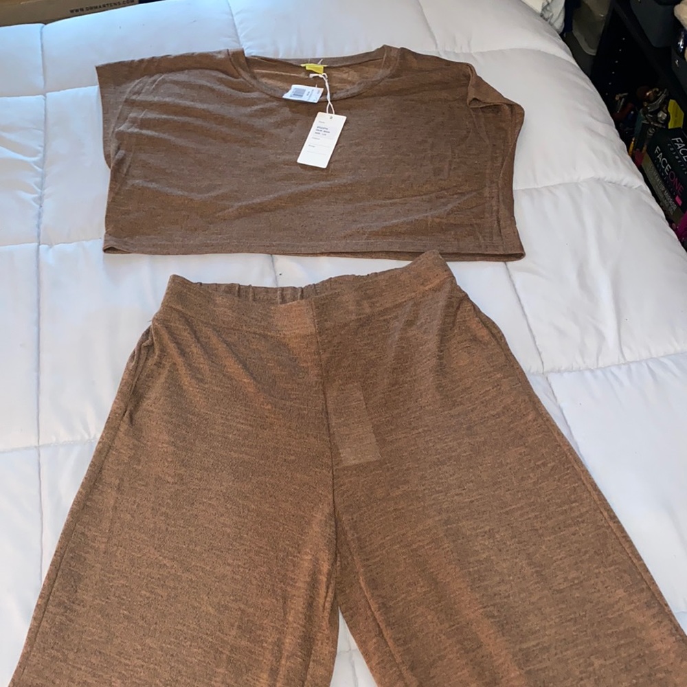 Two piece wide leg set.